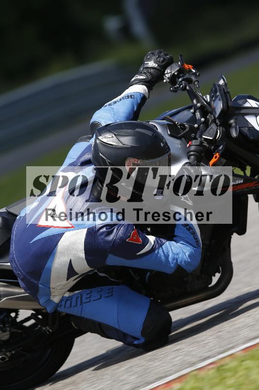 /Archiv-2024/29 12.06.2024 MOTO.CH Track Day ADR/Gruppe blau/27